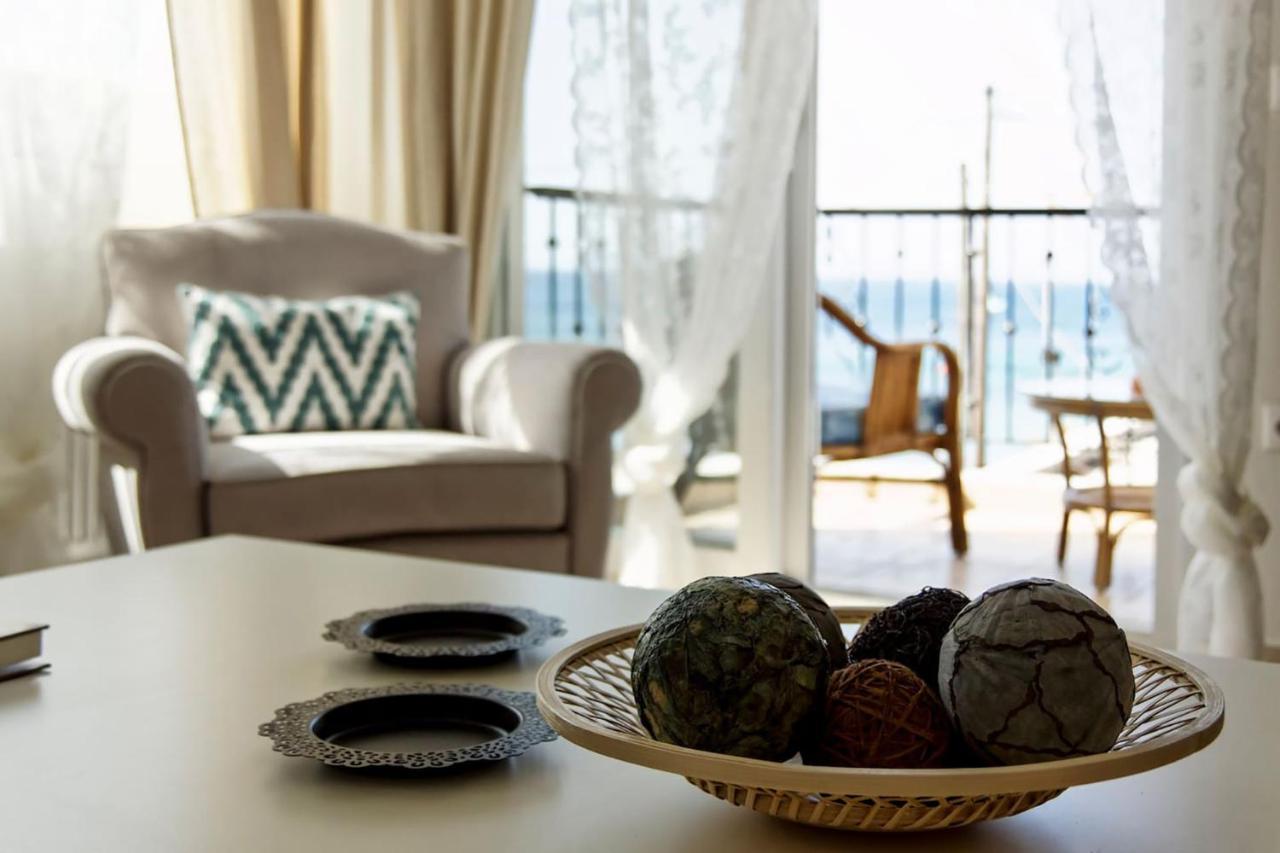 Lemon Beach Front Apartment, Nikiti Zewnętrze zdjęcie
