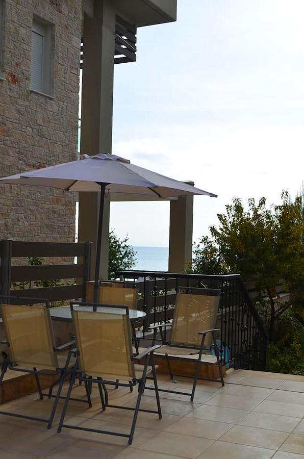 Lemon Beach Front Apartment, Nikiti Zewnętrze zdjęcie