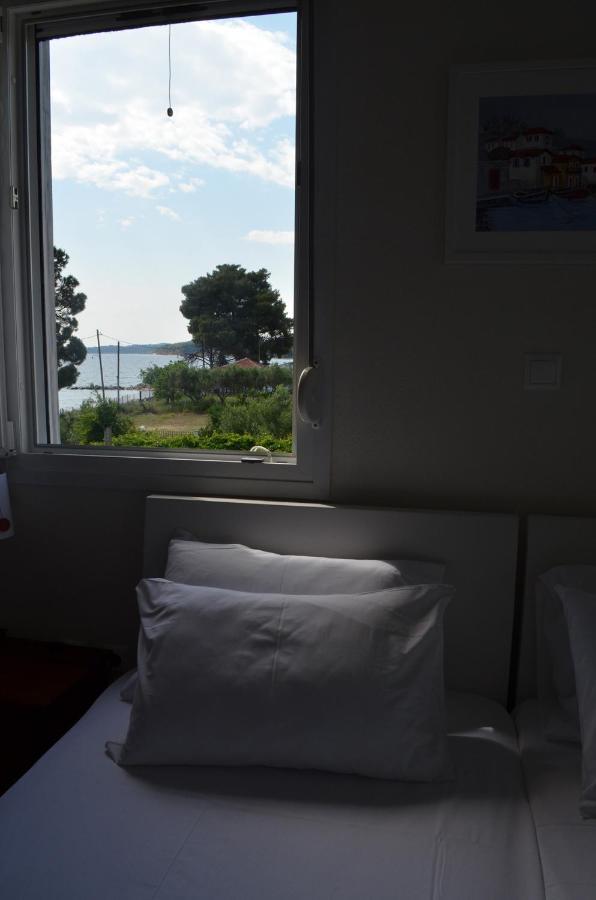 Lemon Beach Front Apartment, Nikiti Zewnętrze zdjęcie