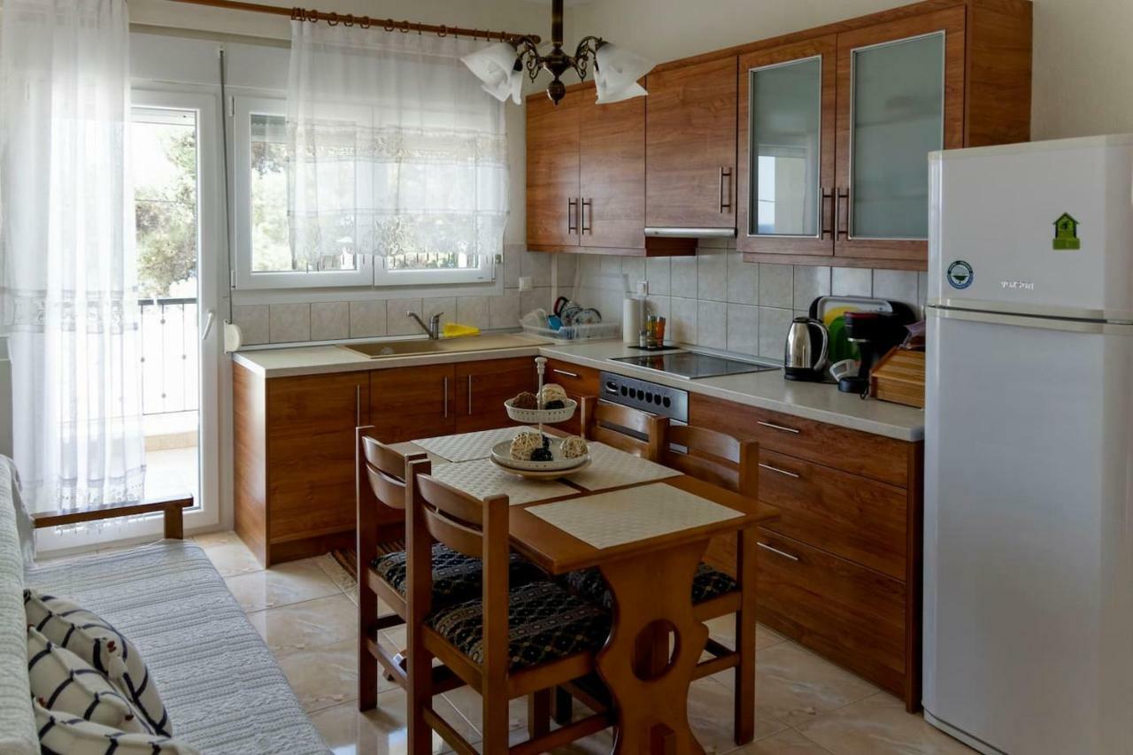 Lemon Beach Front Apartment, Nikiti Zewnętrze zdjęcie